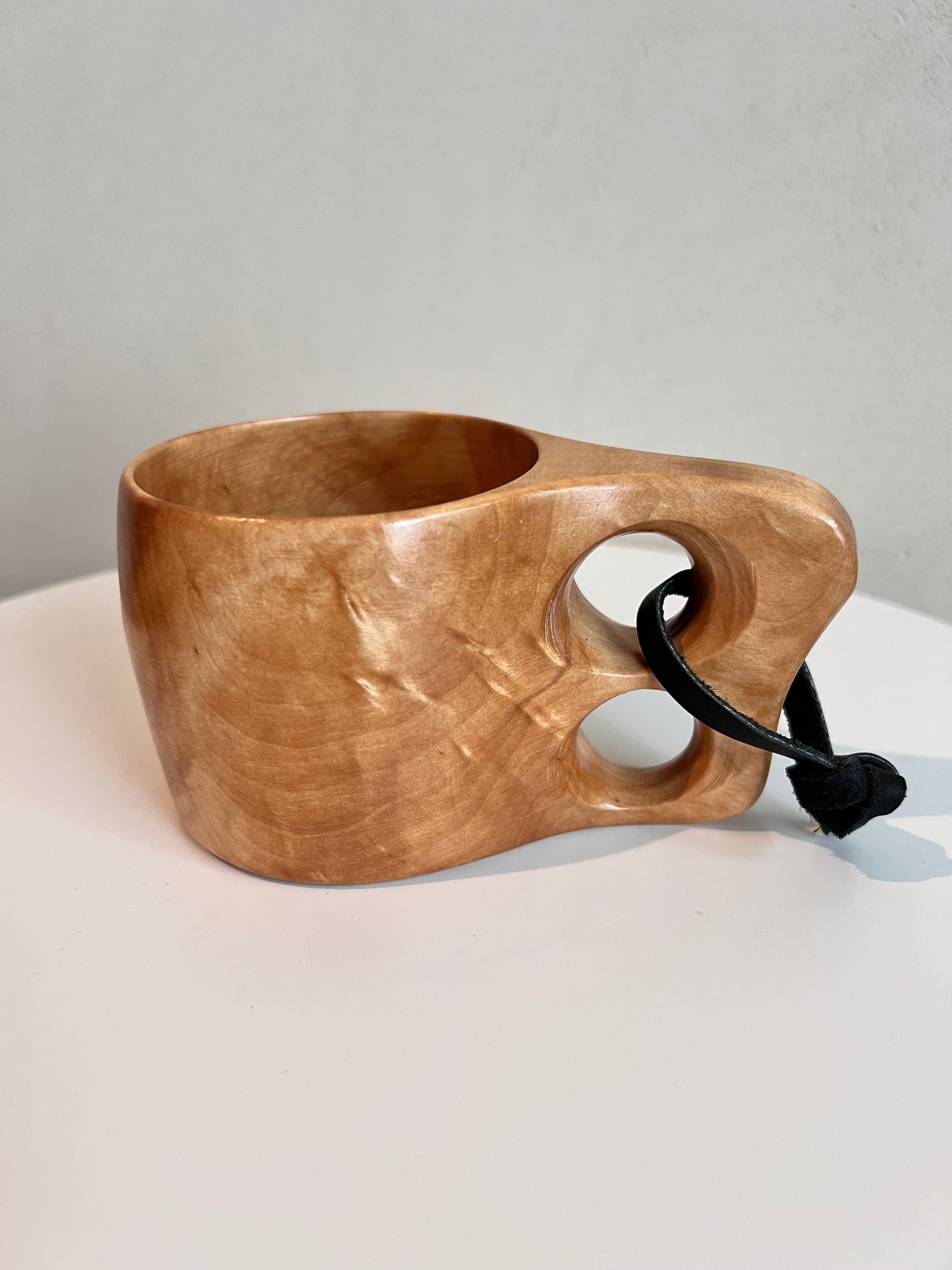 フィンランドの白樺のコブで作られた本物のククサ | 北欧をテーマに